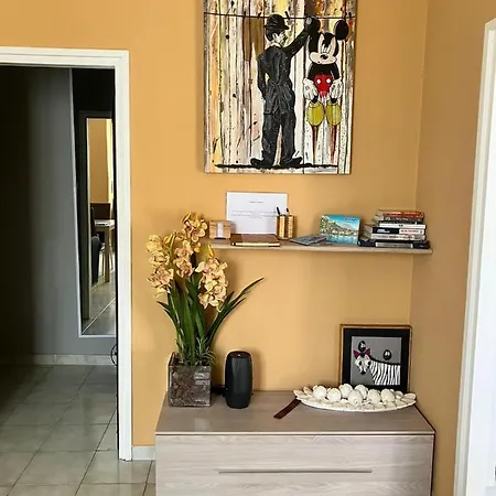 House, Vista Lago: 100 Mt Dal Apartment